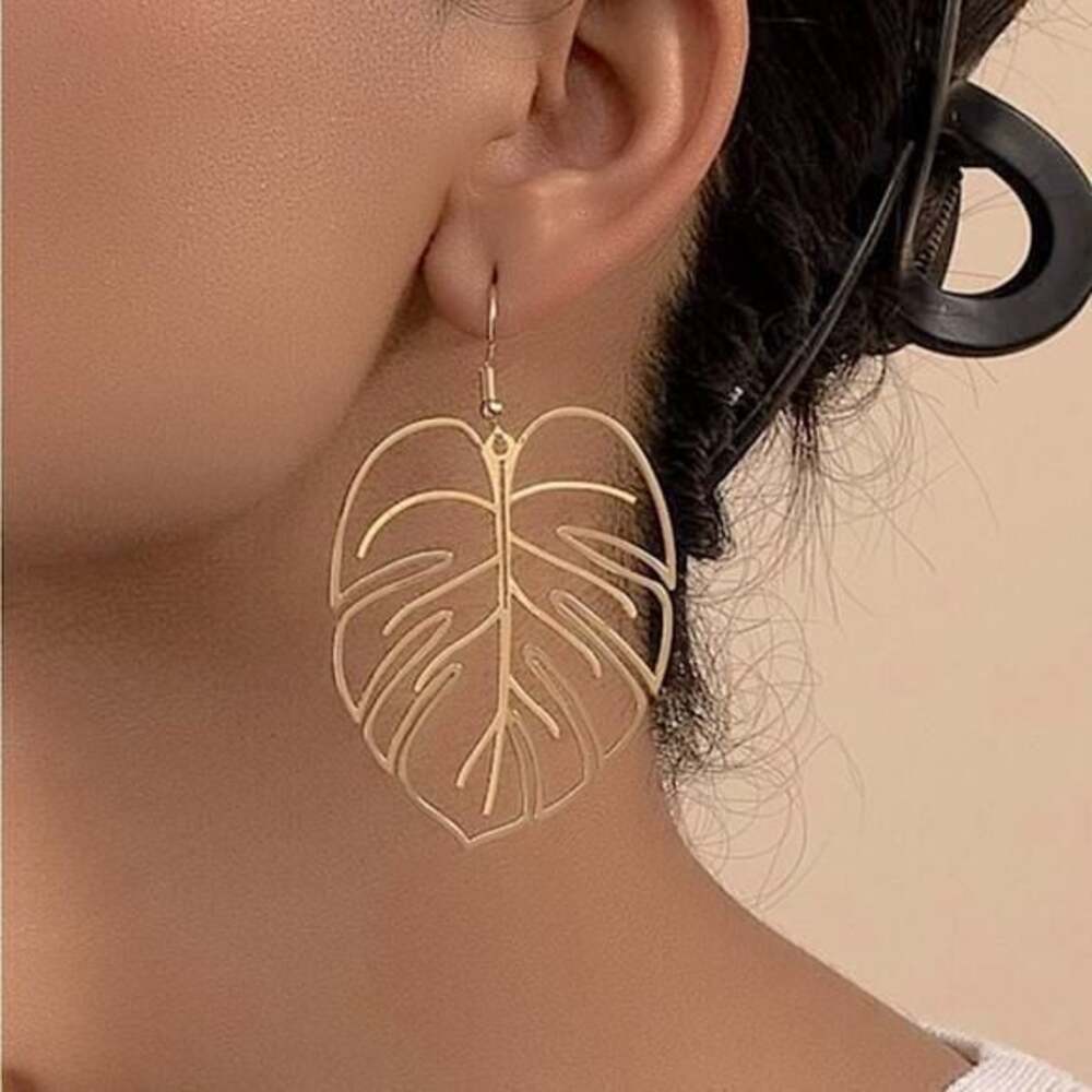 Chic Hollow Leaf Dangle Drop Gold Earrings